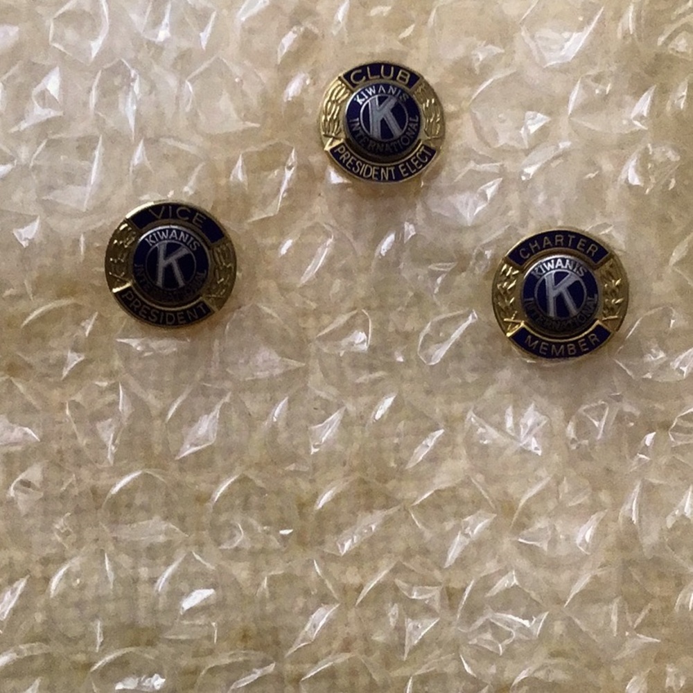 Kiwanis International Pins Vice President & ClubPresident Elect &Charter Member